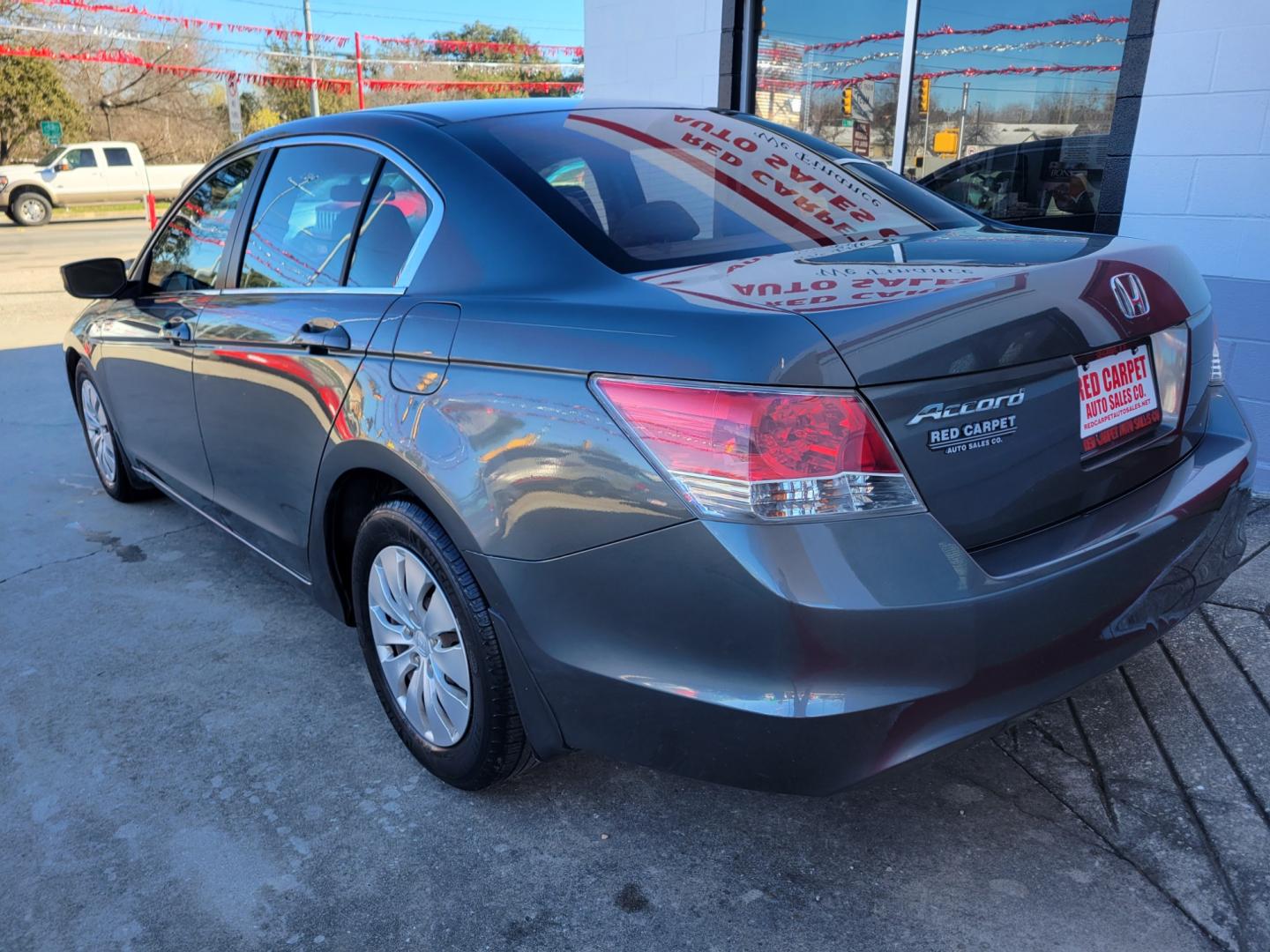 2010 GRAY Honda Accord (1HGCP2F35AA) with an 2.4L I4 F DOHC 16V engine, Automatic transmission, located at 503 West Court, Seguin, TX, 78155, (830) 379-3373, 29.568621, -97.969803 - Photo#3